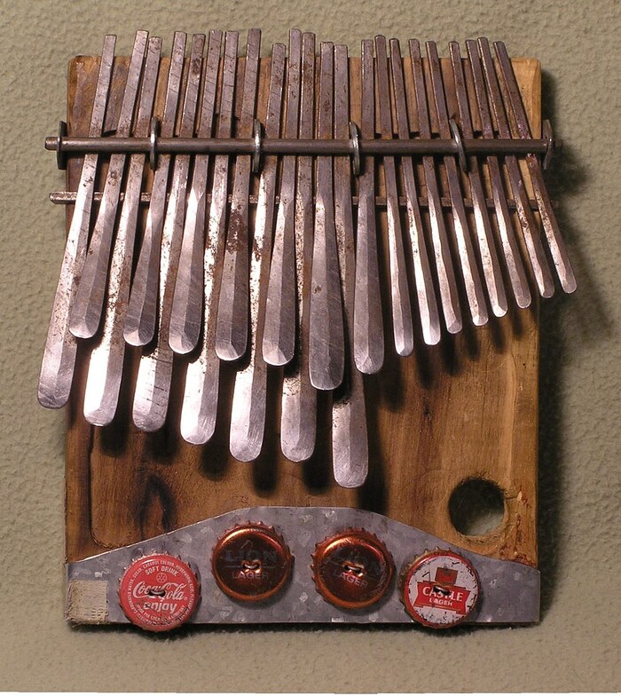 mbira ساز بومی افریقایی